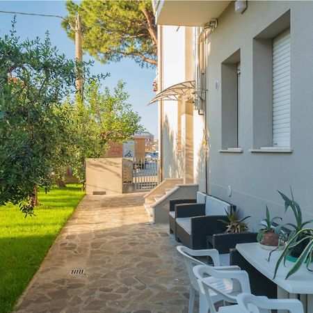 Apartamento Casa Vacanze Cattolica Exterior foto